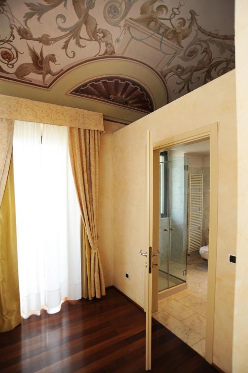 Dimora Del Barone Hotel Romagnano Sesia Szoba fotó