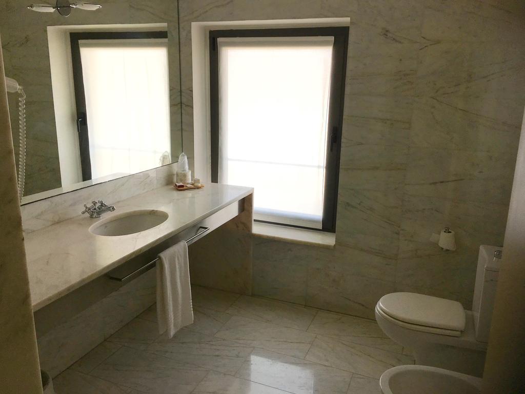 Dimora Del Barone Hotel Romagnano Sesia Kültér fotó